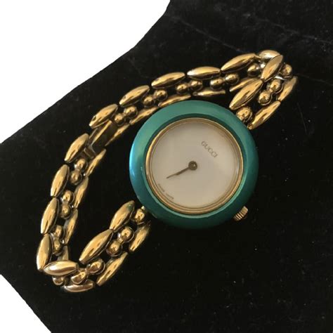 ladies gucci watch with interchangeable bezels|gucci vintage watch changeable bezel.